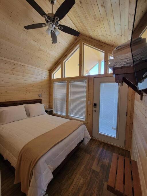 080 Tiny Nr Grand Canyon South Rim Sleeps 8 *